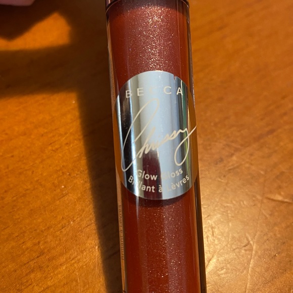 BECCA Glow Gloss Lipgloss - Picture 6 of 16